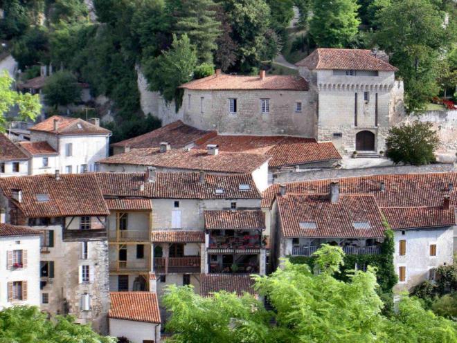 Façades - ©Mairie d'Aubeterre-sur-Dronne Aubeterre-sur-Dronne