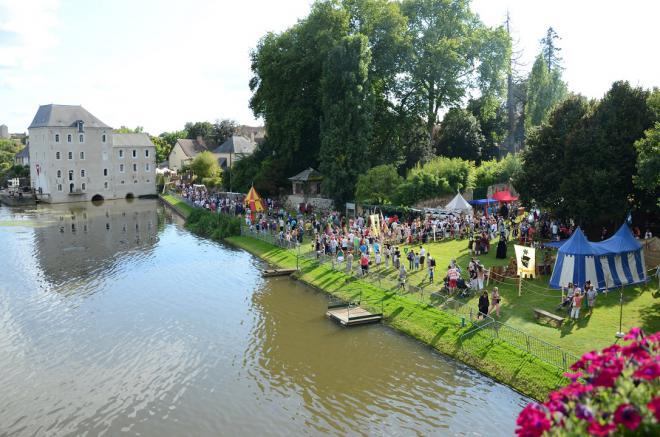 Parcé_fête médievale_© Fréderic Poirrier Parcé_fête médievale_© Fréderic Poirrier