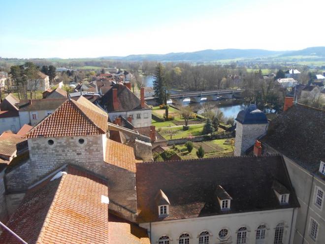 Ebreuil - crédit Mairie d'Ebreuil Ebreuil - principale