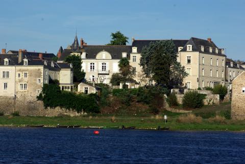 pdl_49_ingrandes-le_fresne_sur_loire_pierre_percee_cjean-louis_beau.jpg